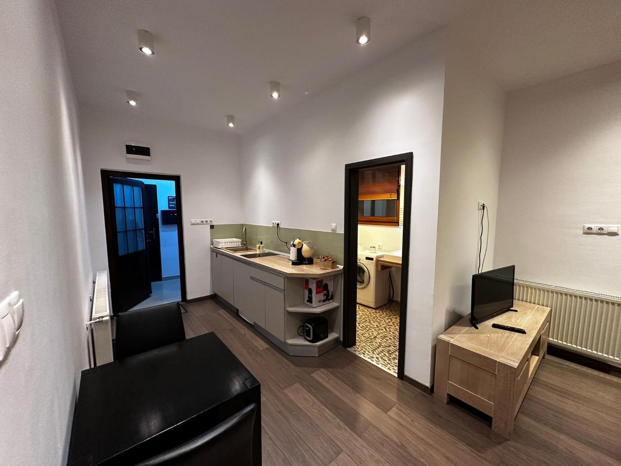 Elisio - Pani Nani Apartment Brasov Exterior photo